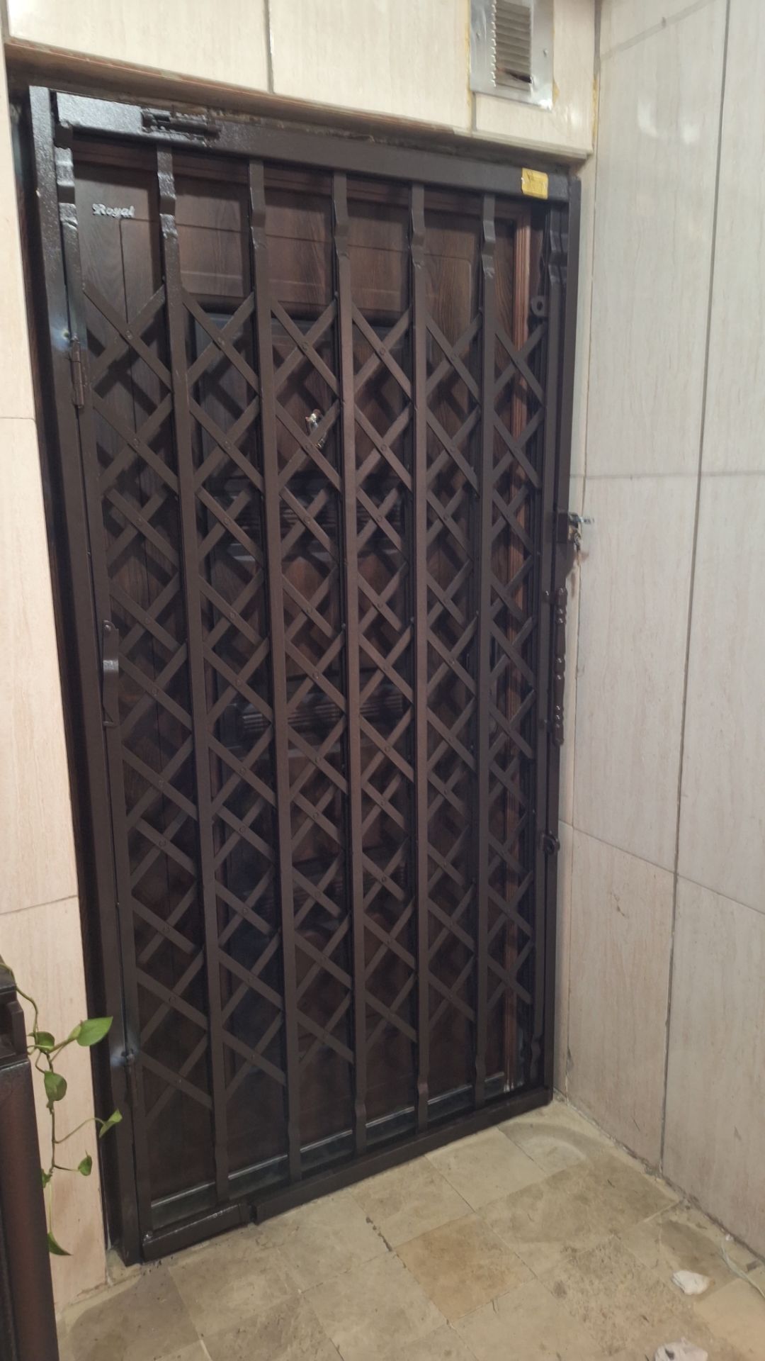 حفاظ آهنی ریلی آکاردیونی